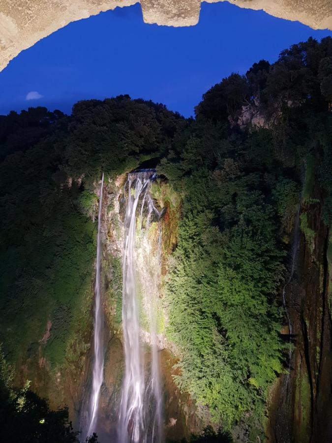 Appartamento Cascate Delle Marmore Eksteriør billede